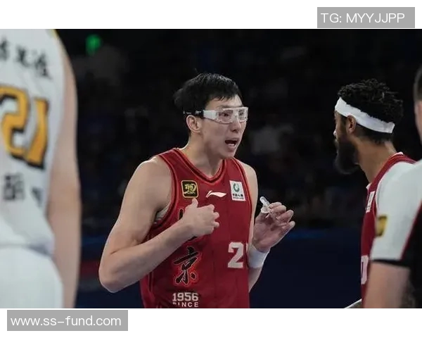 周琦迎来新对手胡金秋缺阵展现无限潜力的年轻球员崭露头角